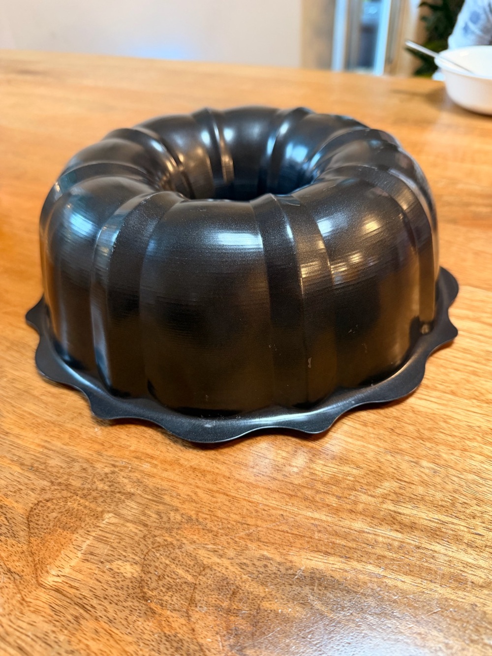 Nonstick Bundt Cake Pan